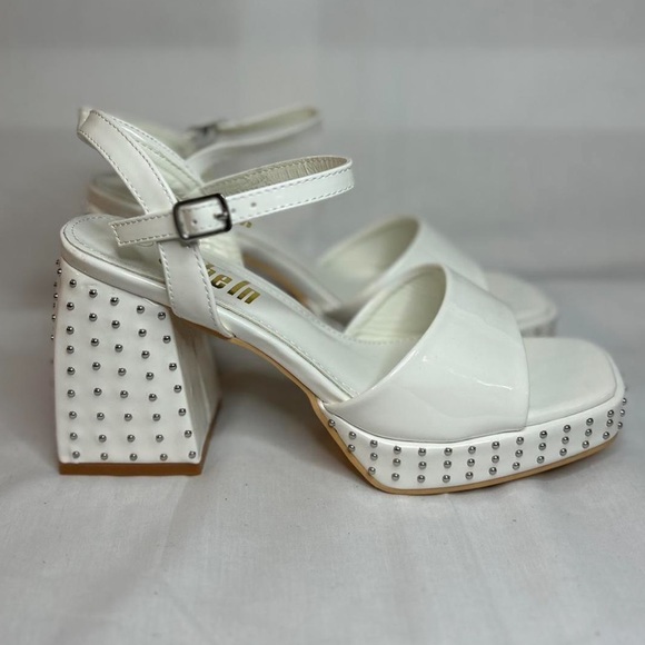 SHEIN Shoes - SHEIN Patent PU Studded Sole Open Toe Heeled Sandals Size 7.5